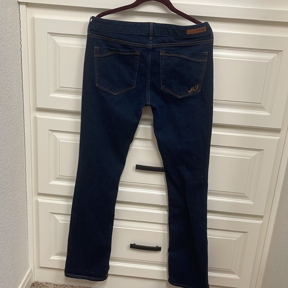 Express Stella Barely boot jeans, ladies size 10R - Picture 2 of 5
